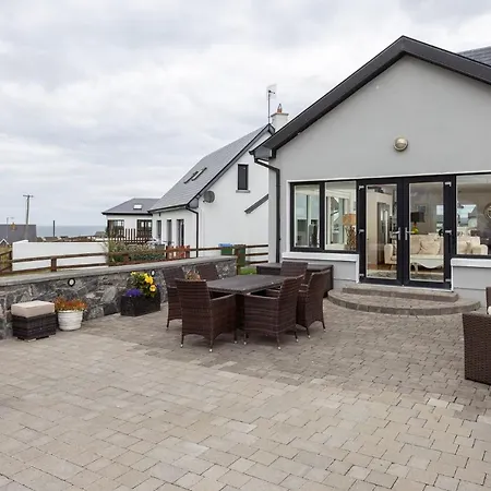 9 Cregg Ard * Lahinch