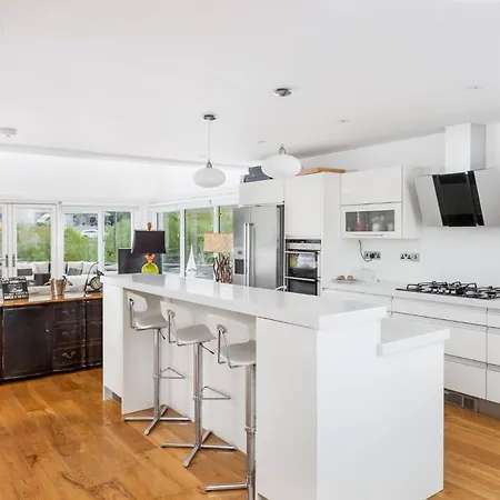 9 Cregg Ard * Lahinch